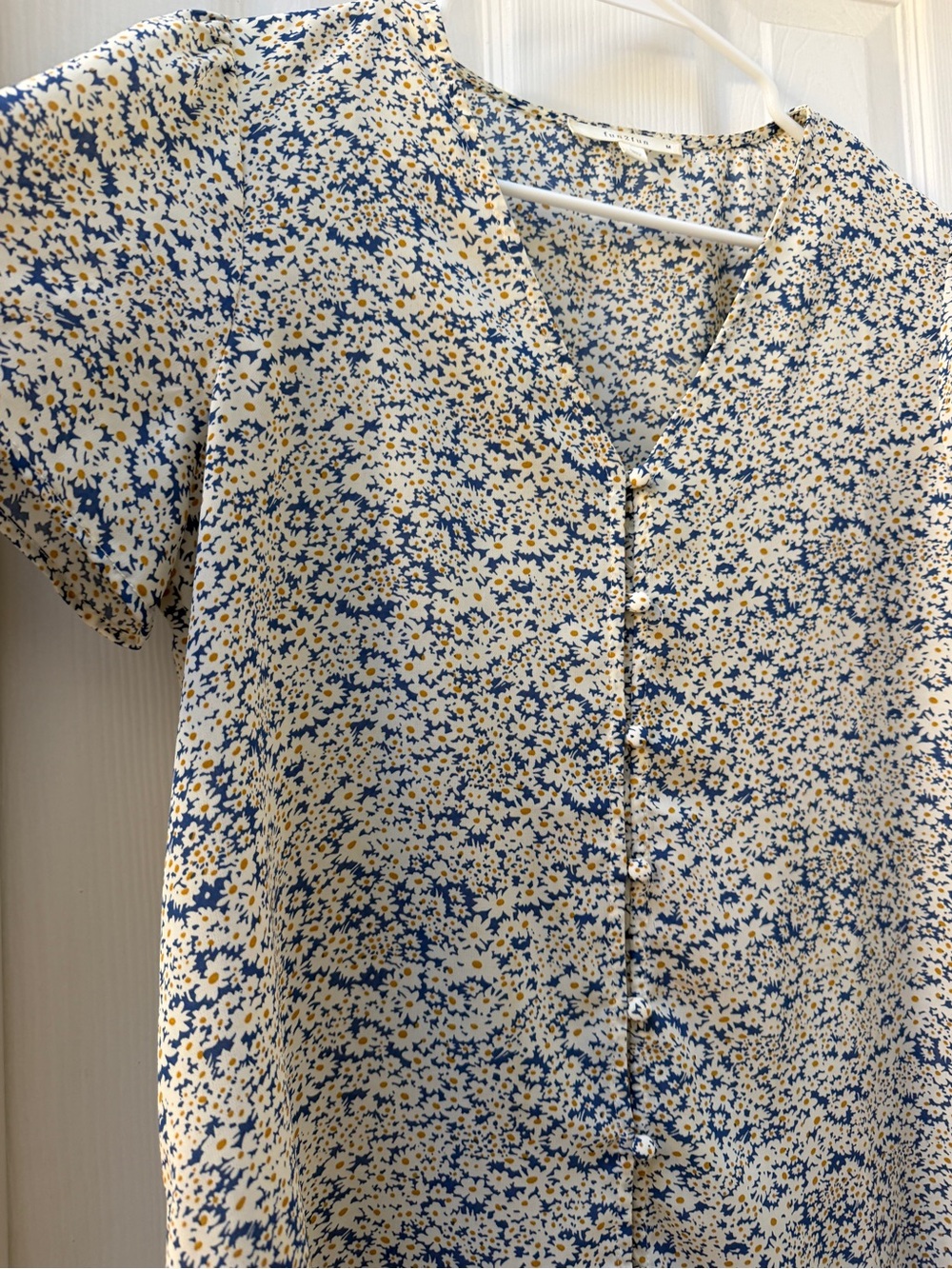 Stitchfix Lexy Floral Button Front Blouse Medium - Picture 3 of 10